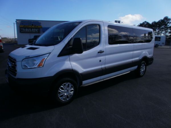 15 passenger vans for rent
