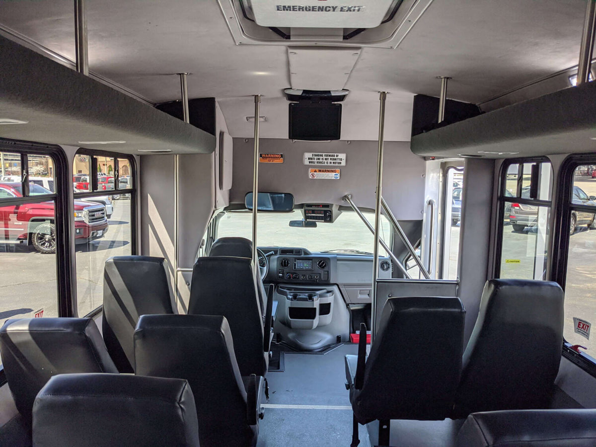 15 Passenger Comfort Bus - BusMax - Bus & Van Rental | Atlanta | Rome ...